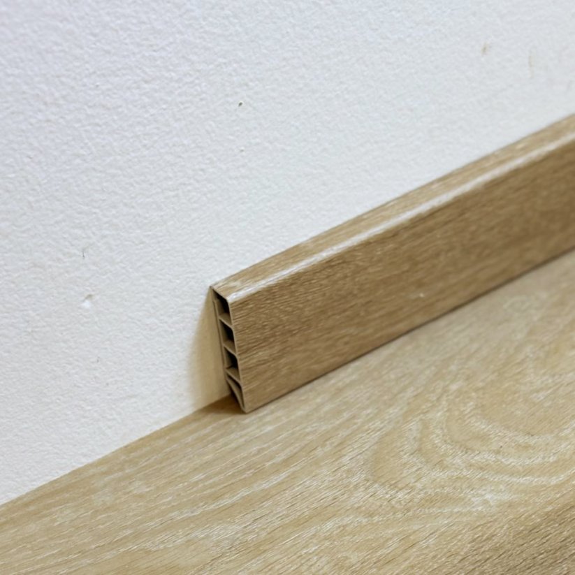Soklová lišta Egibi SPC Rigid Jasper 2 m